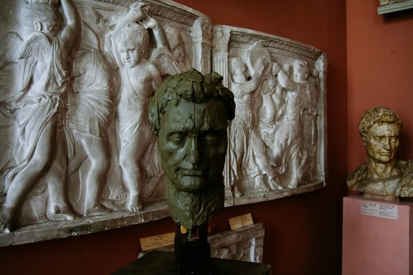 Comment promouvoir l"engagement des seniors dans la vie communautaire : Stratégies et bonnes pratiques ?